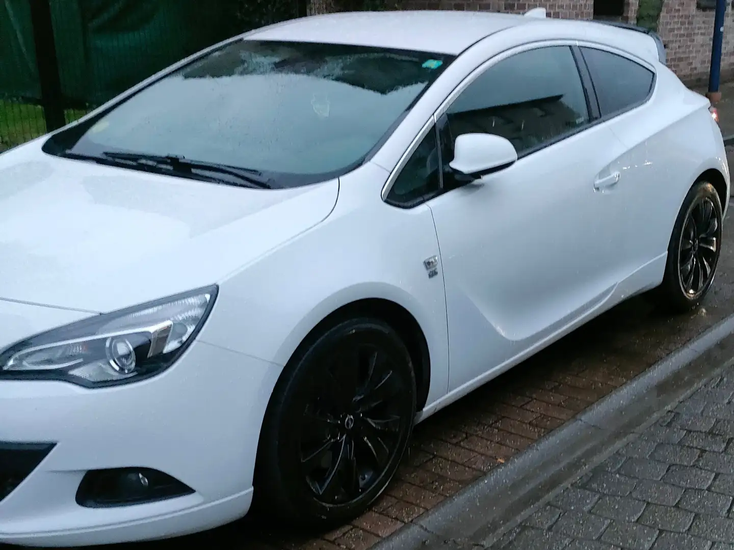 Opel Astra 1.6 CDTi ecoFLEX Black Edition S/S Wit - 1