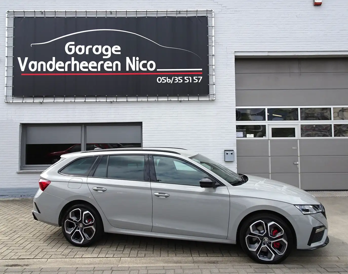 Skoda Octavia RS iV Plug-in CARPLAY,ADAPT.CRUISE,CAMERA,CANTON Gris - 1