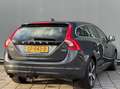 Volvo V60 BWJ 2015 | 1.6 D2 115PK Momentum AUTOMAAT | TREKHA Grau - thumbnail 2