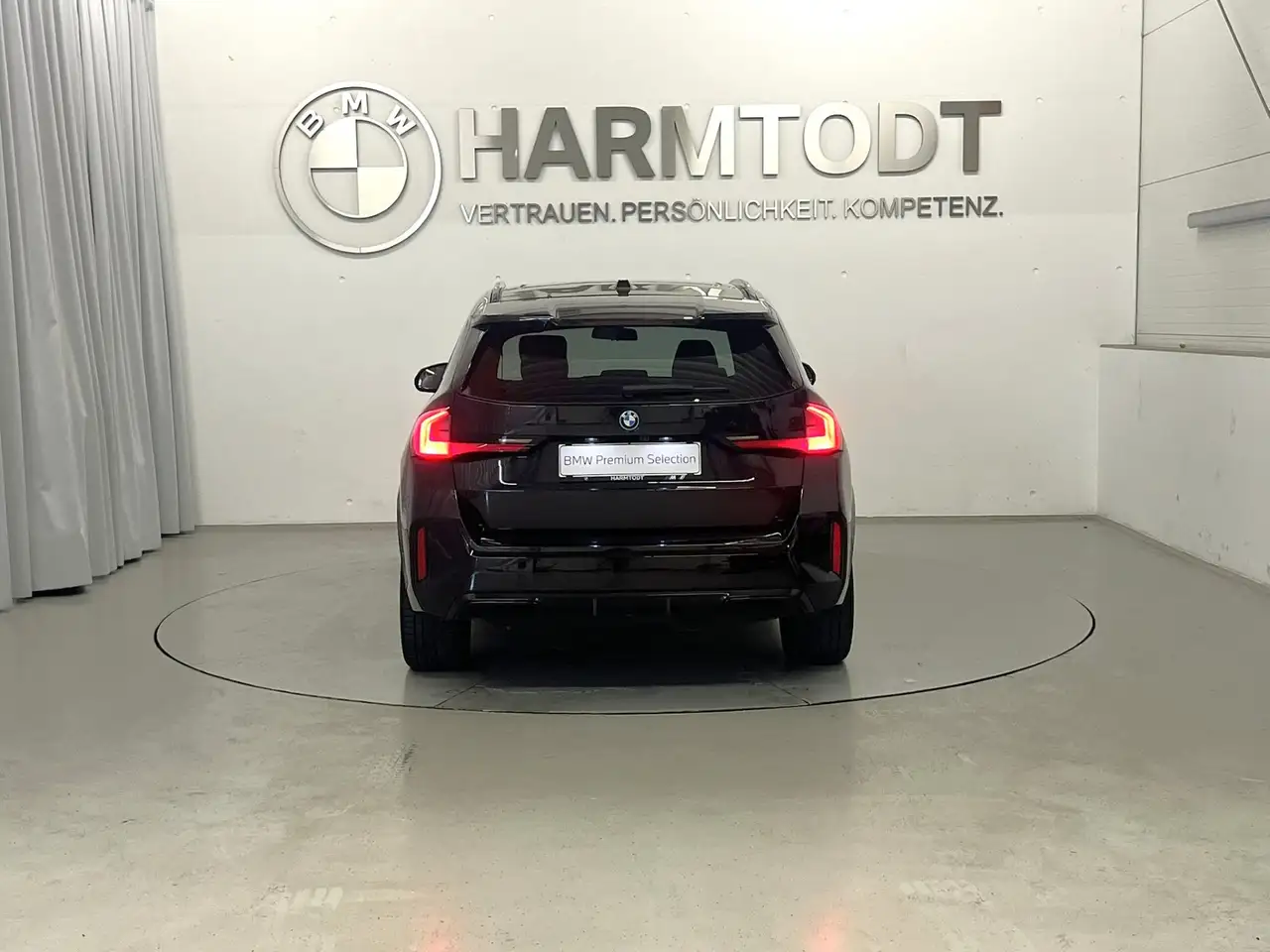 BMW iX1 xDrive30 *M-Sportpaket / Innovationspaket / AHV*, миниатюра 5