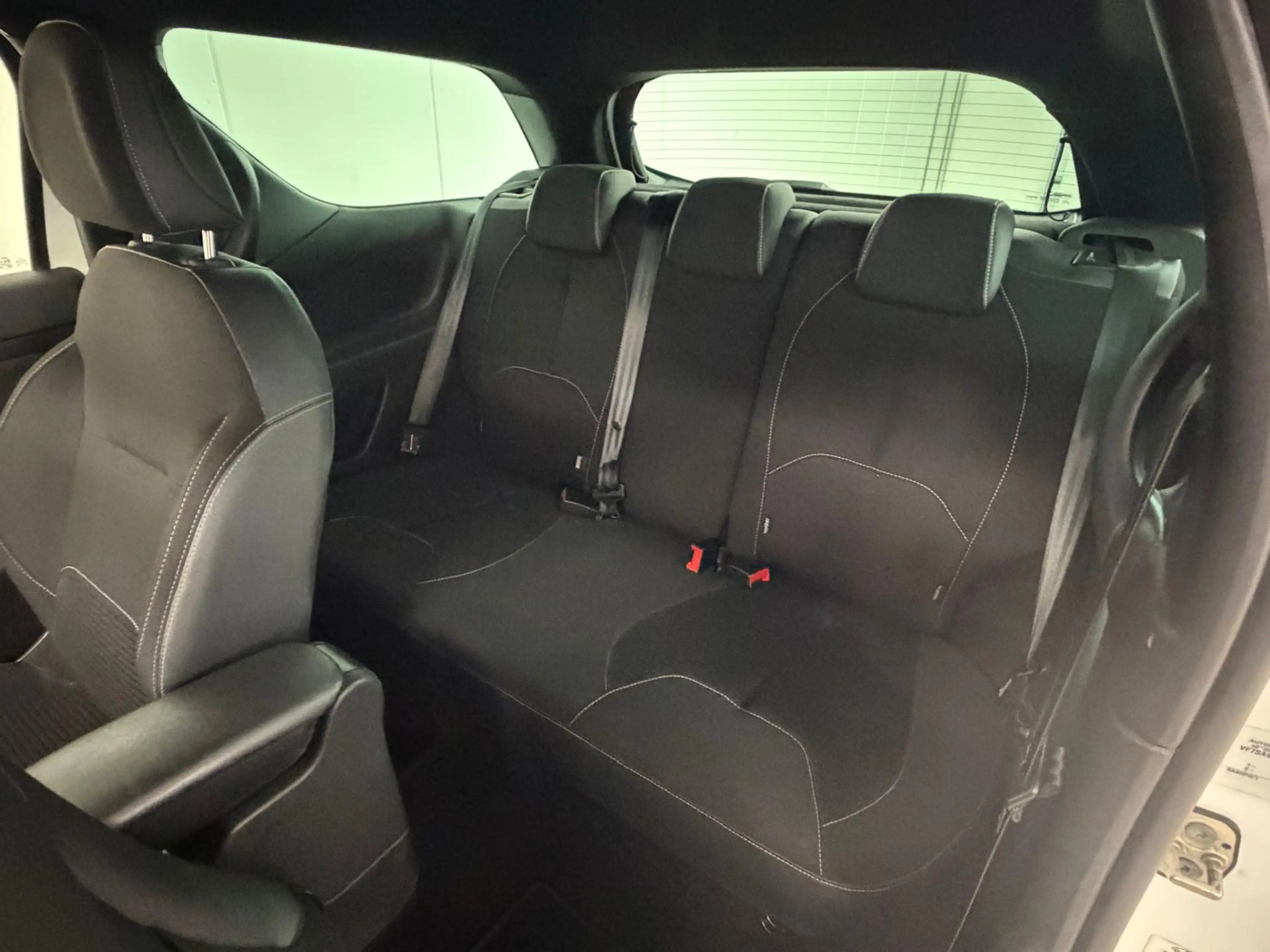 Citroen DS3 1.6 HDI 92 CV BUSINESS 1ere MAIN CLIM REG JA — photo 14