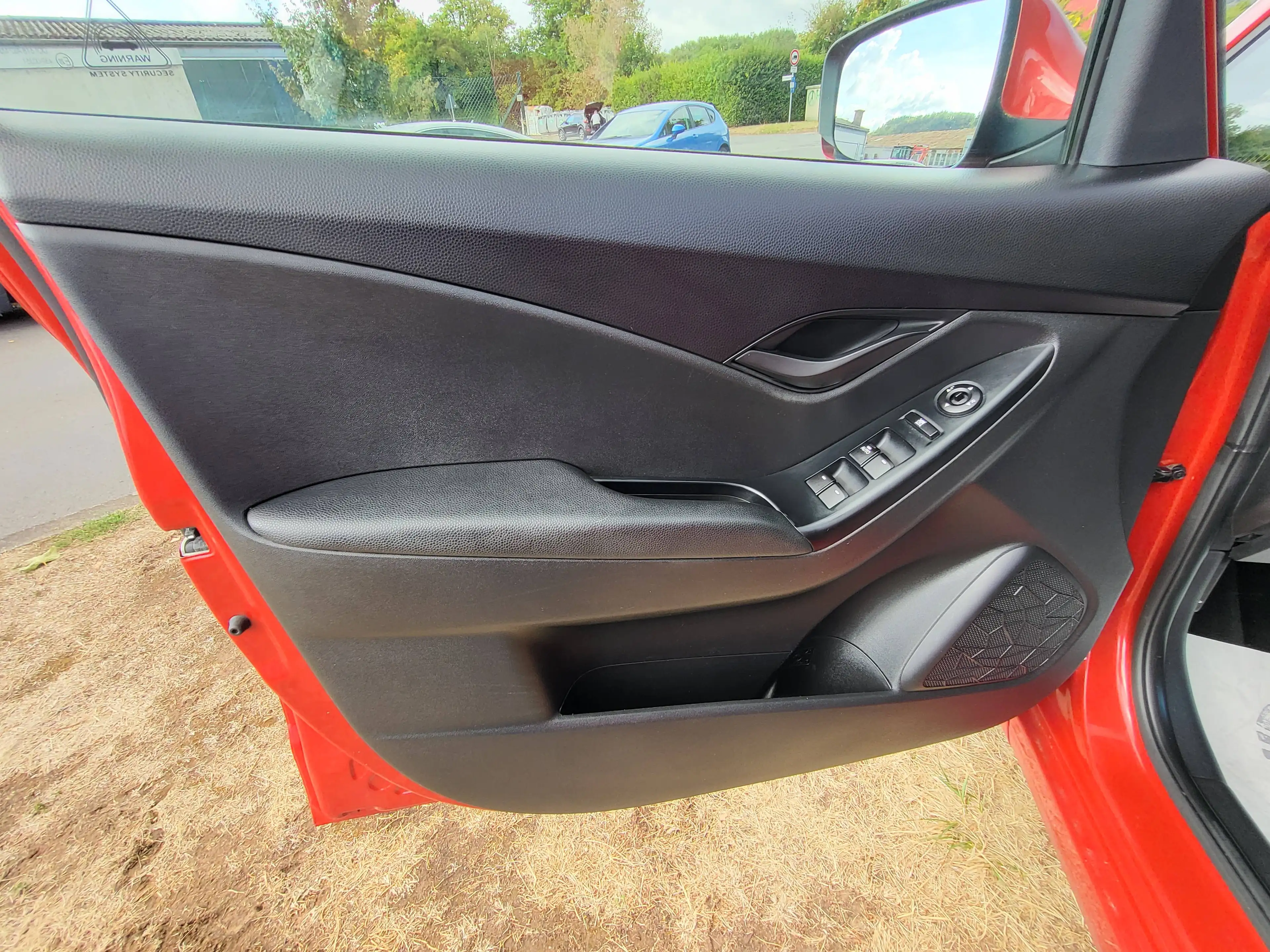 Hyundai iX20 blue Passion — photo 13