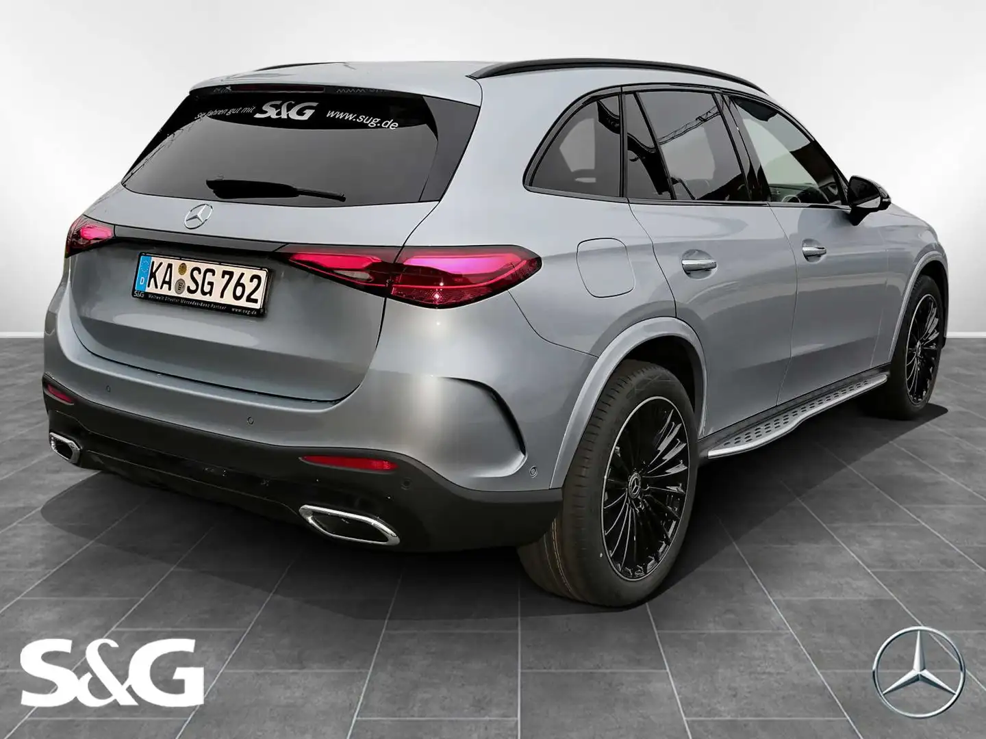 Mercedes-Benz GLC 300 d 4M AMG MBUX+DIG-LED+360°+Pano+HUD+AHK Silber - 2