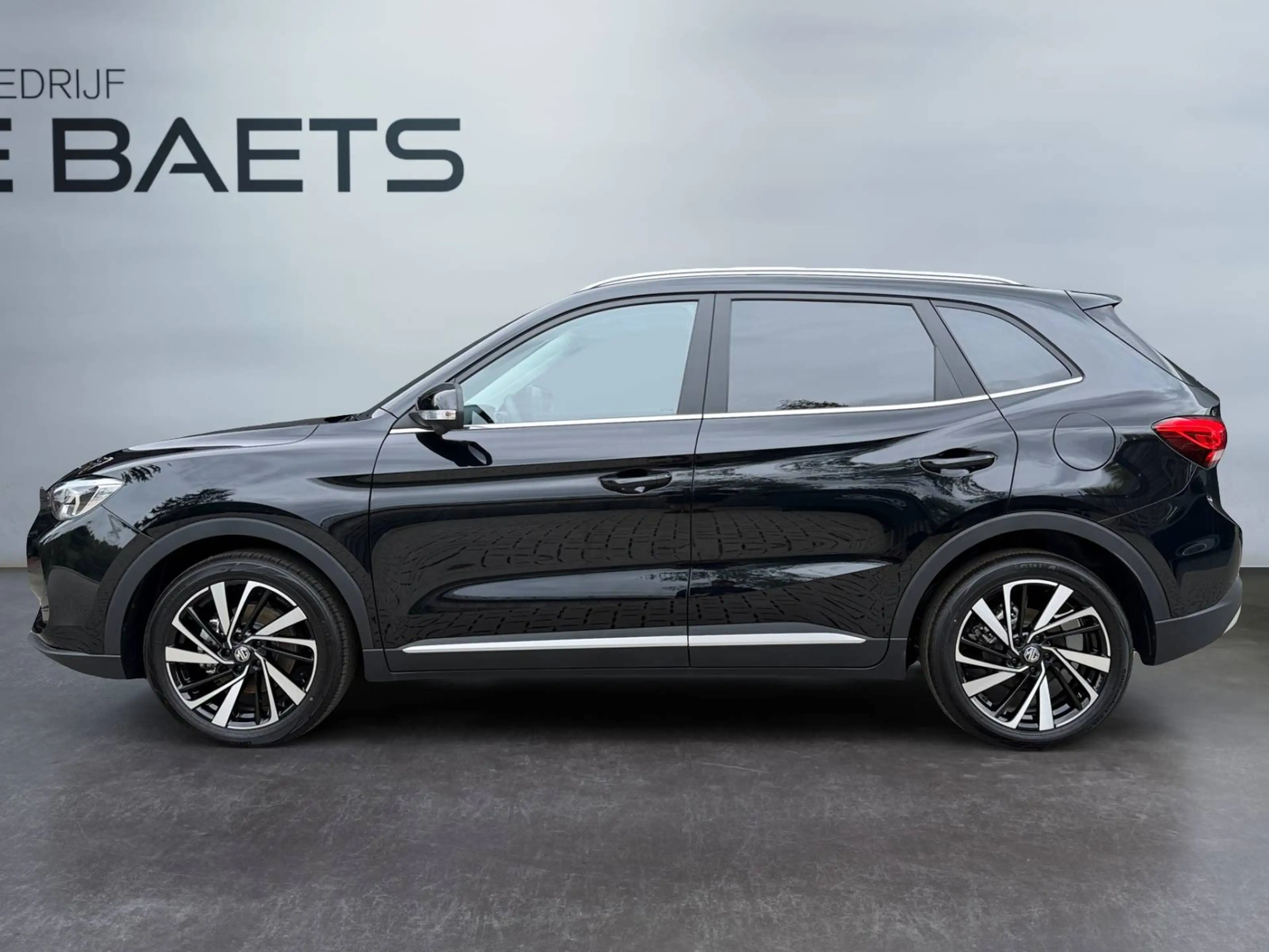 MG ZS *LUXURY*1.5L*HYBRID*197HP*AT*ANDROIDAUTO*CARPLAY*CAMERA*GARANTIE — photo 6