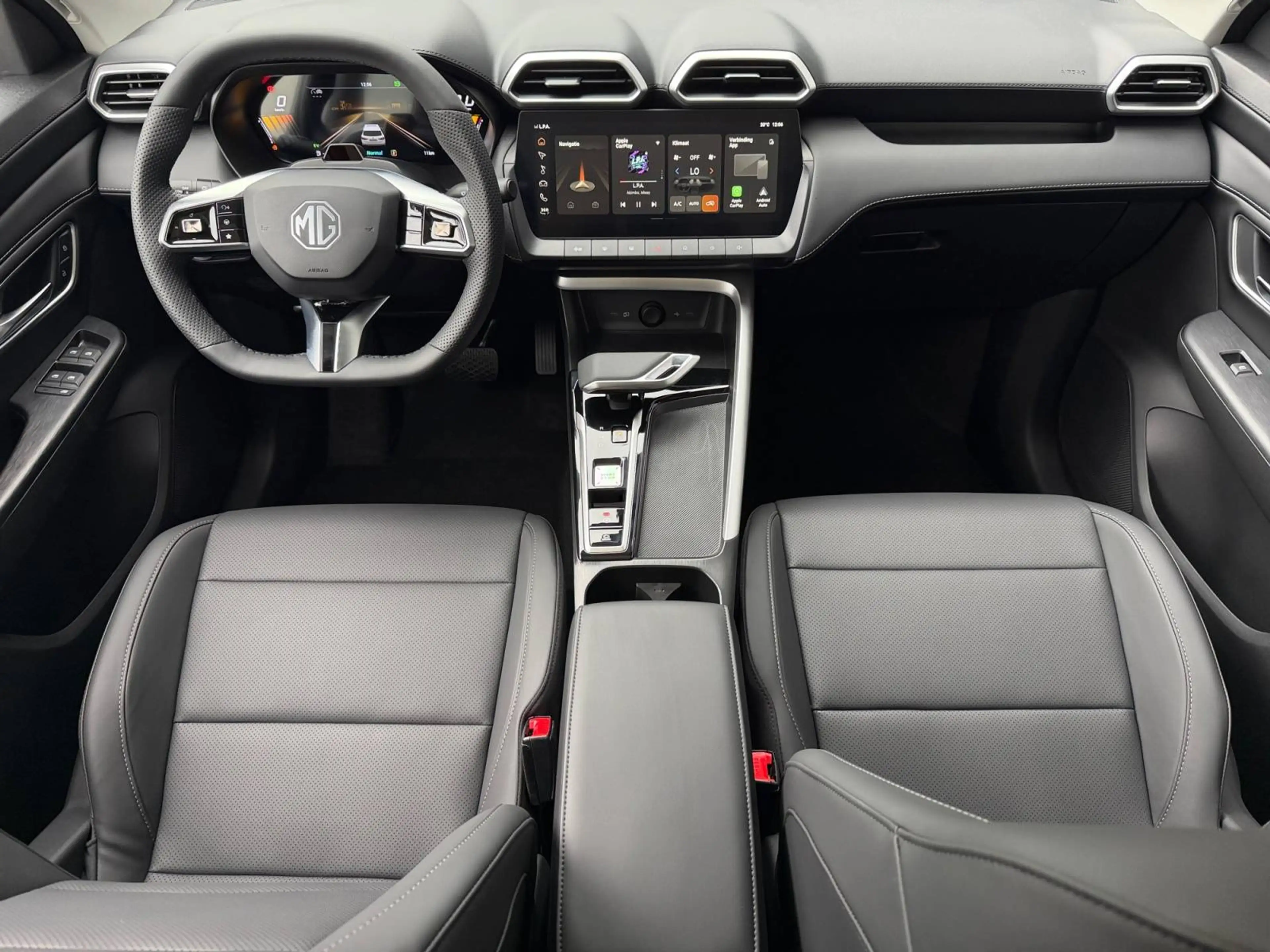 MG ZS *LUXURY*1.5L*HYBRID*197HP*AT*ANDROIDAUTO*CARPLAY*CAMERA*GARANTIE — photo 12