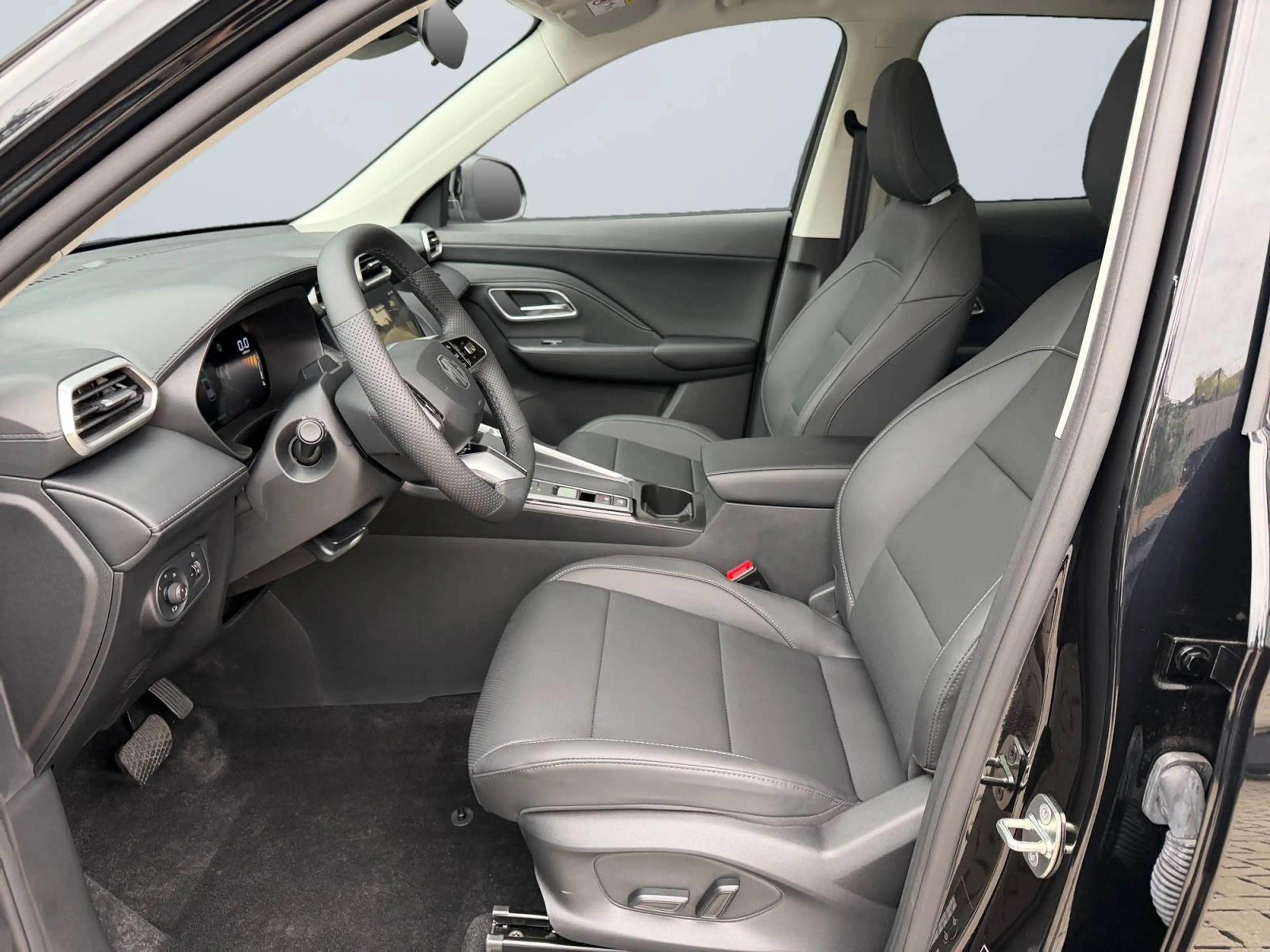 MG ZS *LUXURY*1.5L*HYBRID*197HP*AT*ANDROIDAUTO*CARPLAY*CAMERA*GARANTIE — photo 13