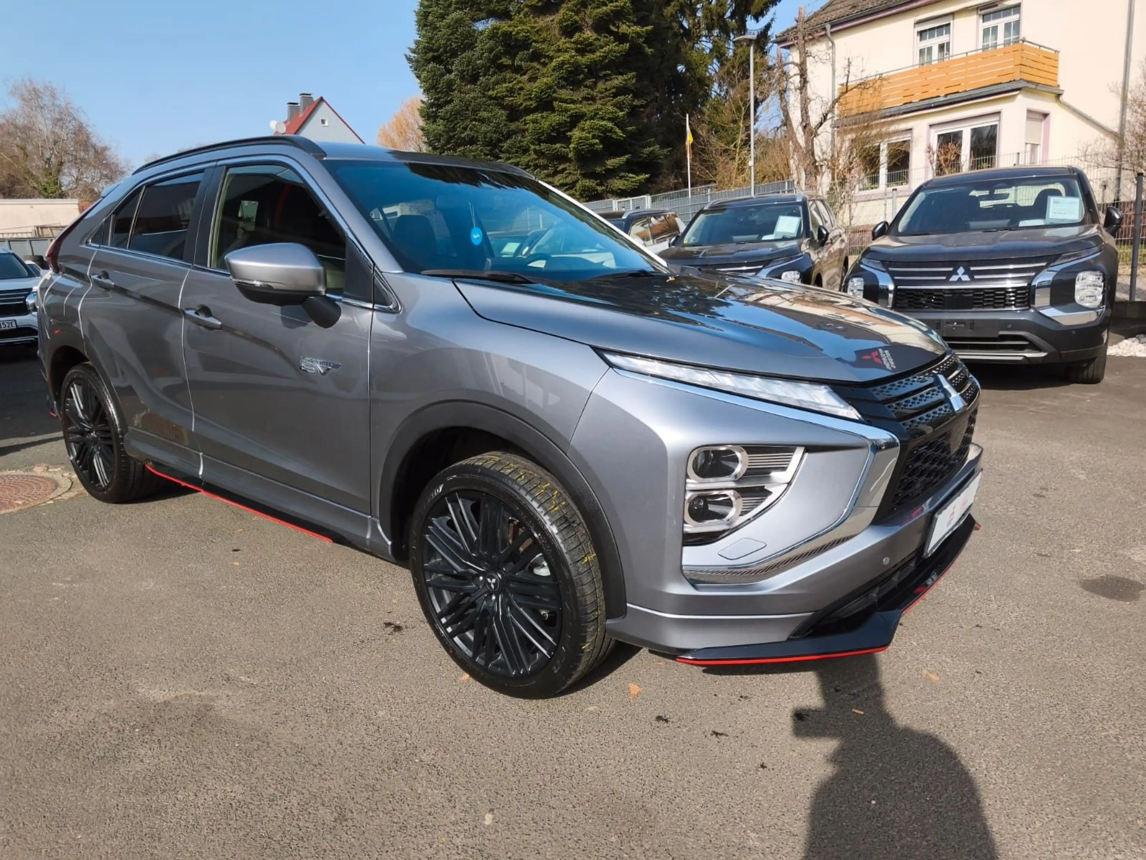 Mitsubishi Eclipse Cross PHEV PLUS Select SPORT — photo 2