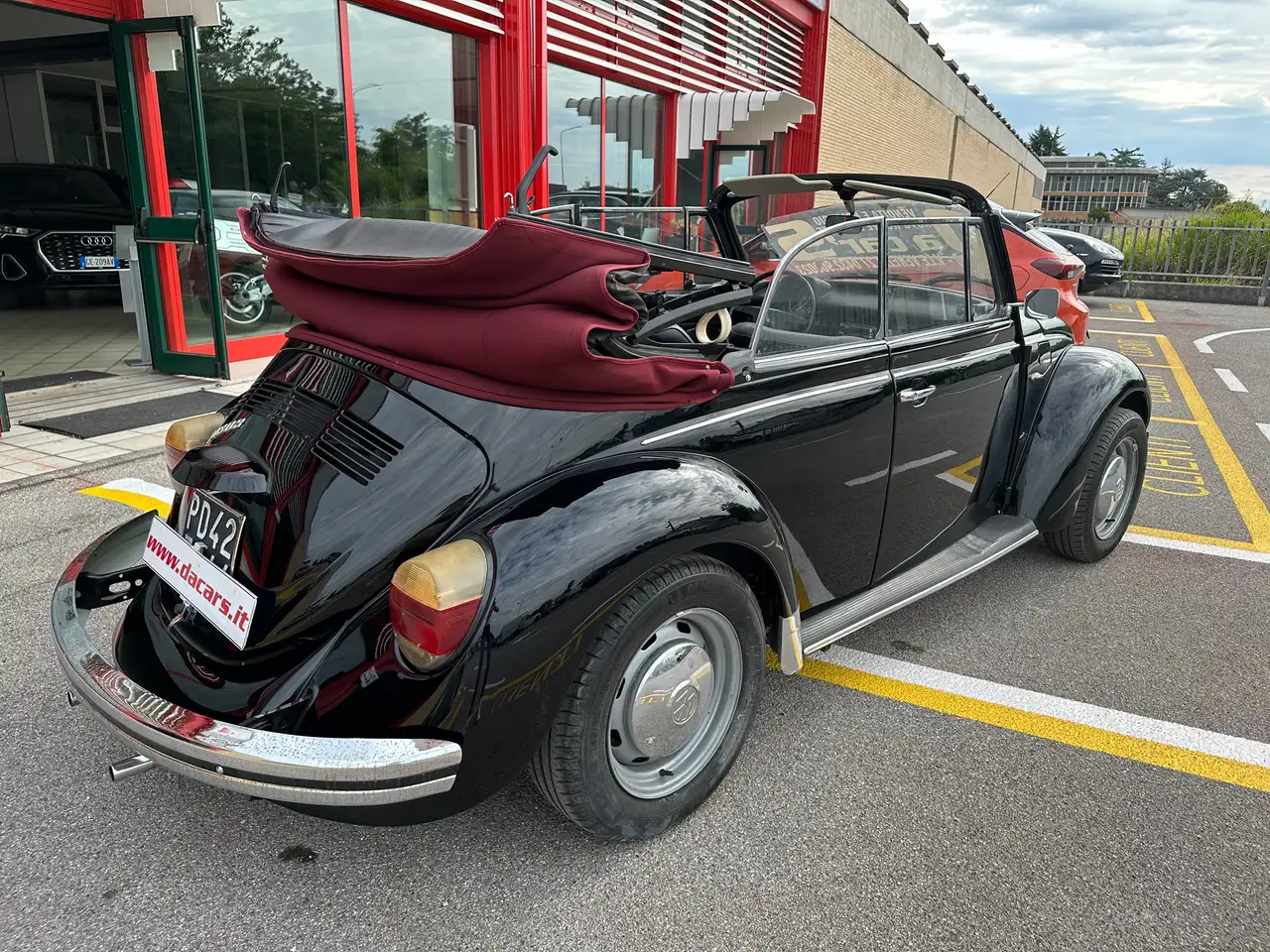 Volkswagen Beetle 1303 CABRIO, RESTAURATA COMPLETAMENTE! TARGA NERA!, foto 10