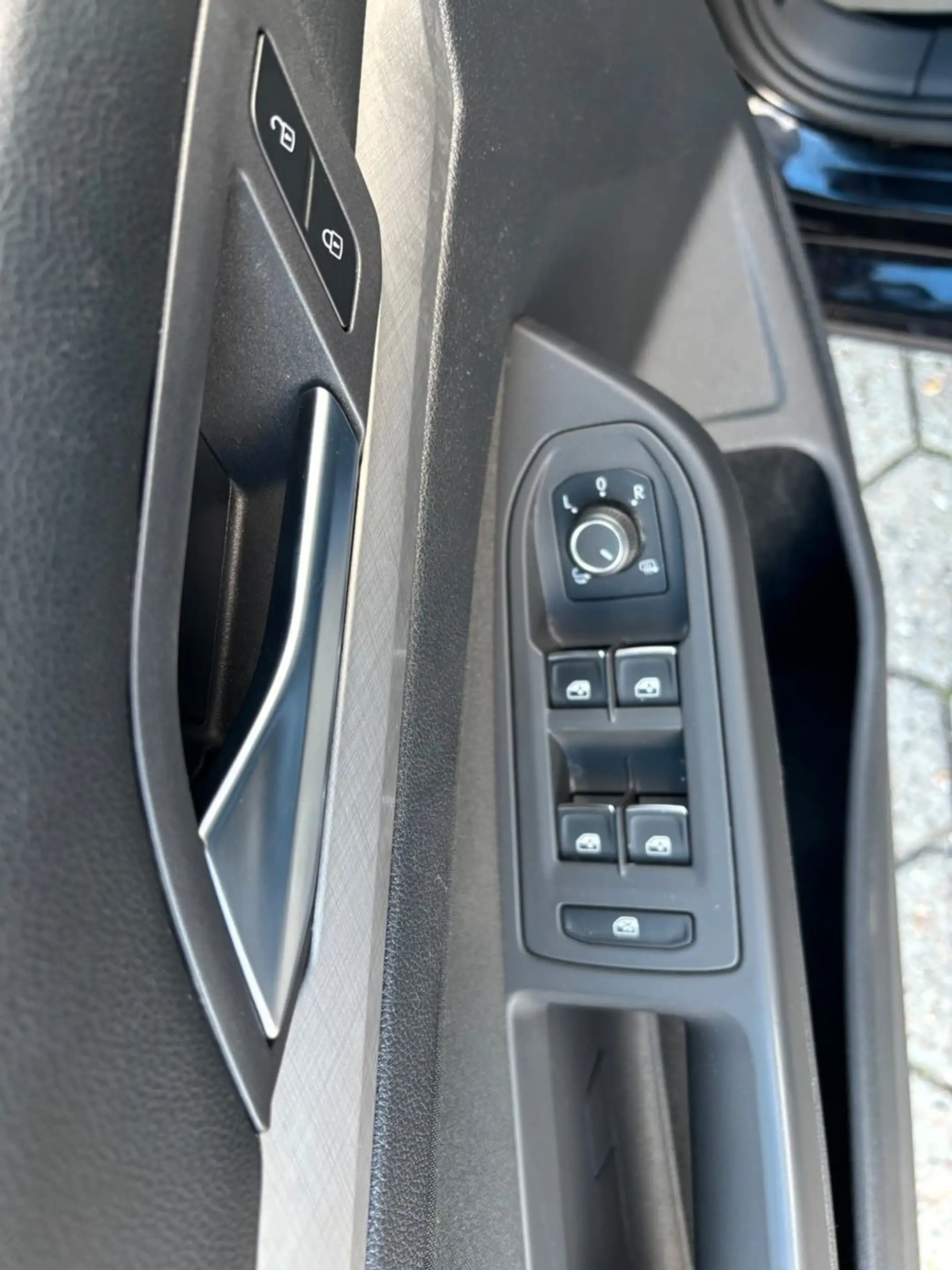 Volkswagen Golf VIII Variant Life*AUTOM*NAVI*AHK — photo 15