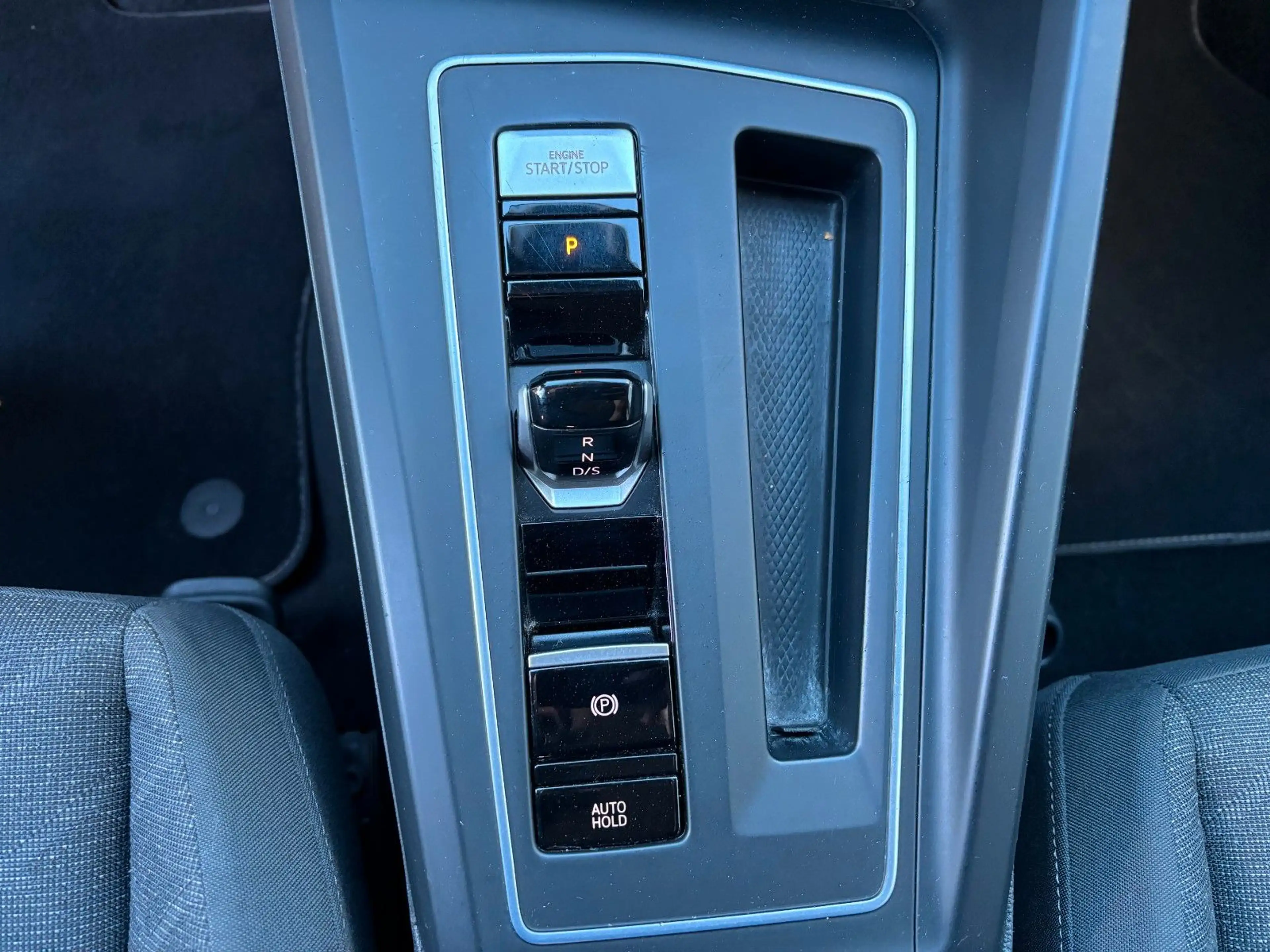 Volkswagen Golf VIII Variant Life*AUTOM*NAVI*AHK — photo 26