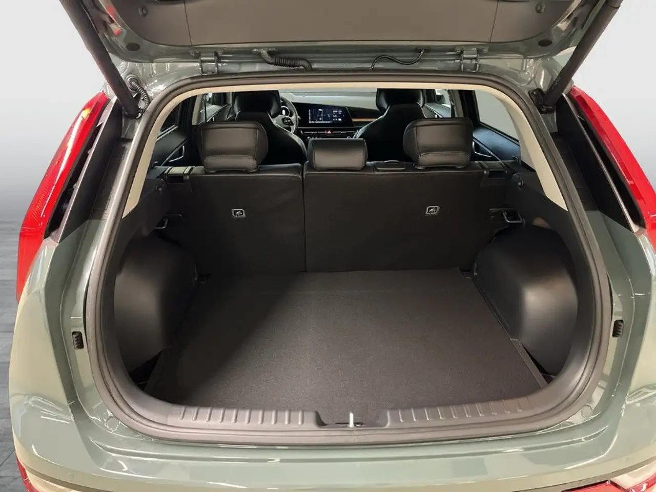 Kia Niro NIRO 1.6 HEV 129 DCT Spirit 18 "LM-RAD TEC REX 14