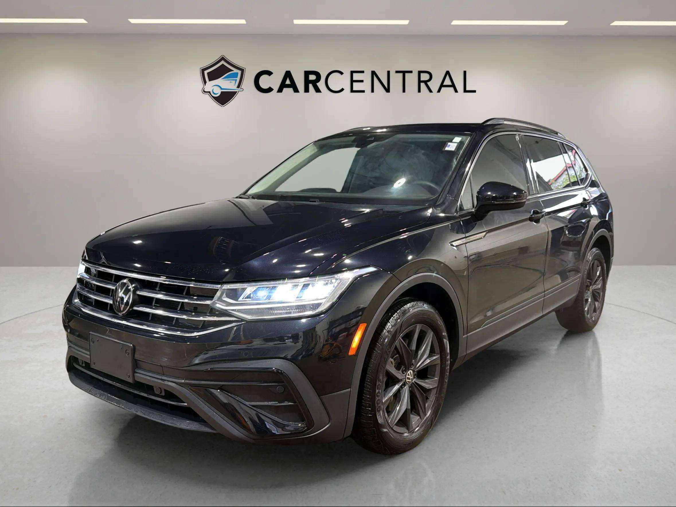 Volkswagen 2024 Volkswagen Tiguan COMFORTLINE
