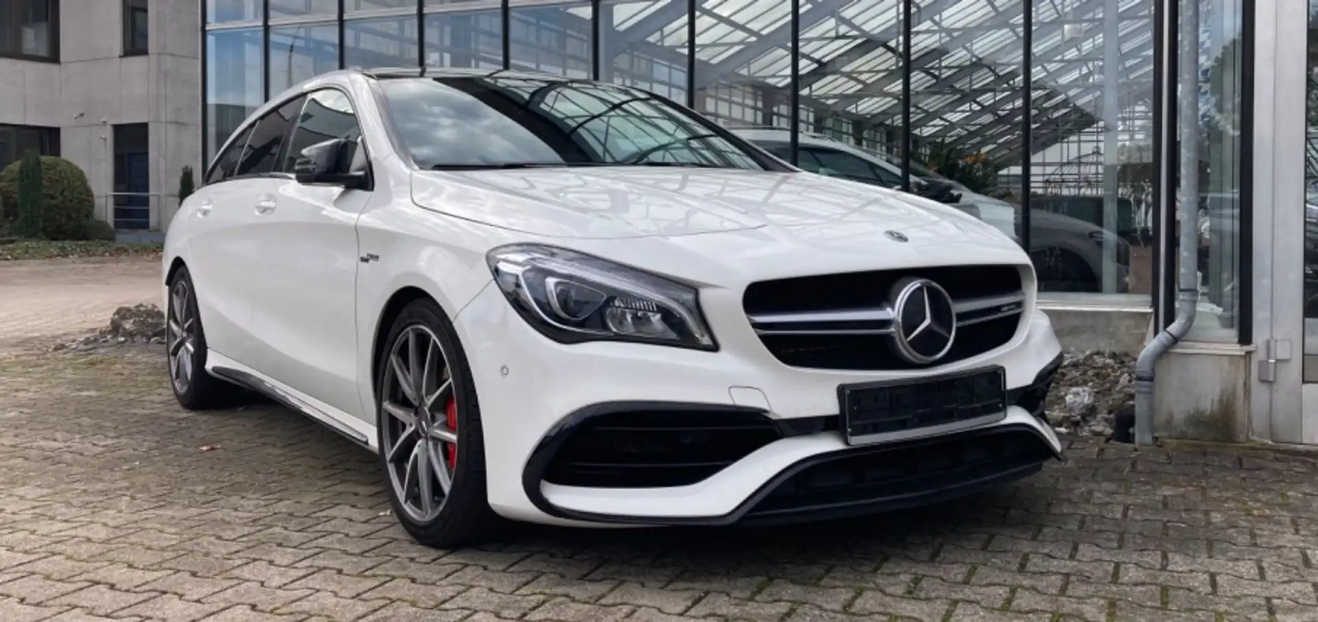 Mercedes-Benz CLA 45 AMG 4Matic 8x Alu Navi Blanc - 1