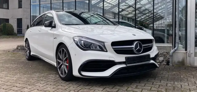 Mercedes-Benz CLA 45 AMG 4Matic 8x Alu Navi