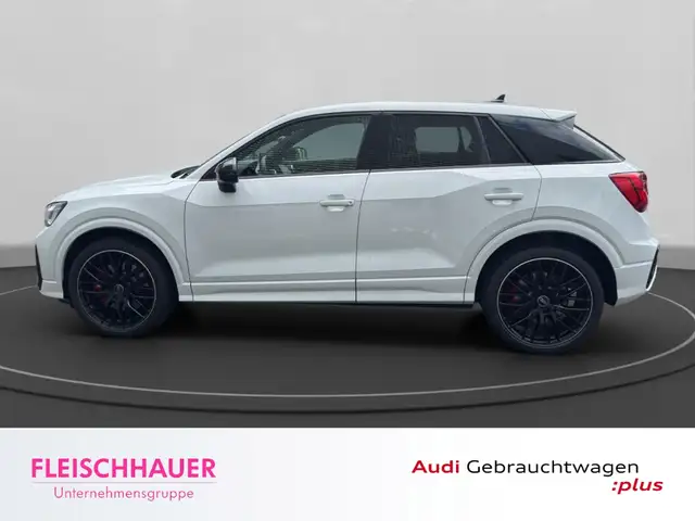 Audi SQ2 view 3