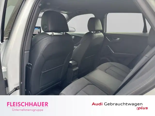 Audi SQ2 view 13