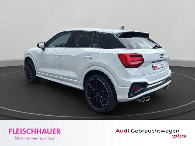 Audi SQ2 view 5