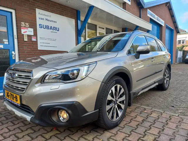 Subaru OUTBACK 2.5i Premium Automaat