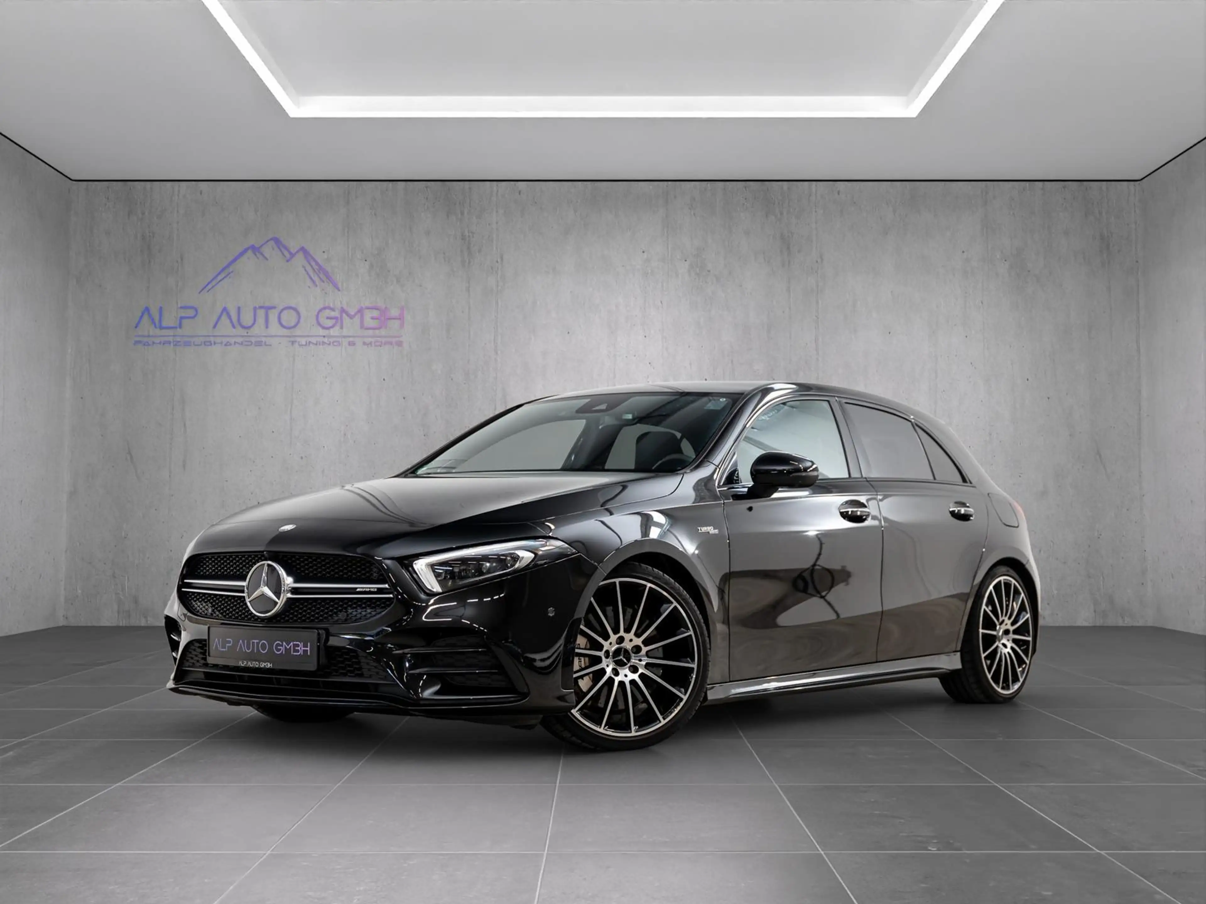 Mercedes-Benz A 35 AMG /NIGHT/MULTIBEAM/360°/BURM./DAB/AMBIENTE