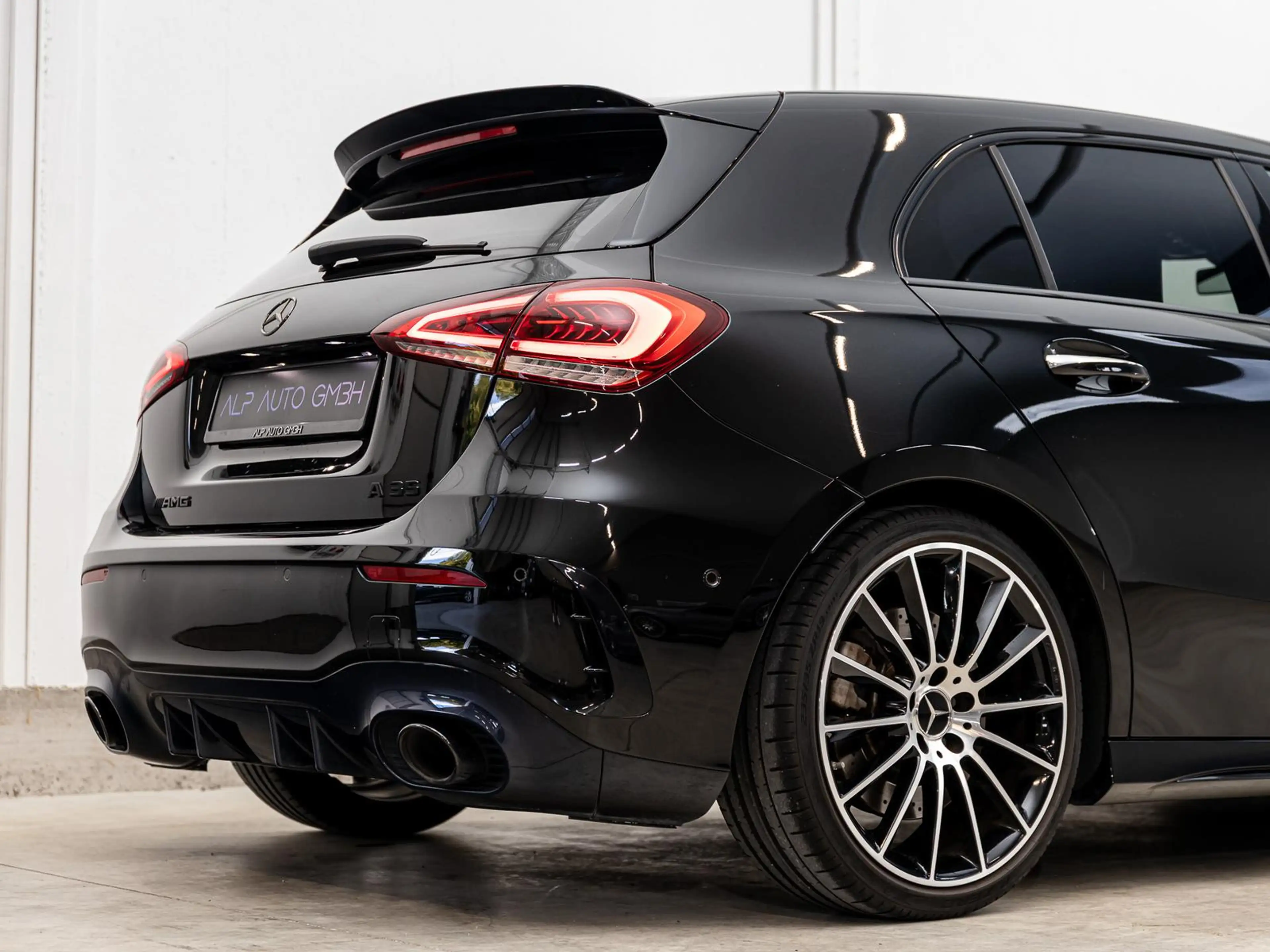 Mercedes-Benz A 35 AMG /NIGHT/MULTIBEAM/360°/BURM./DAB/AMBIENTE — photo 15