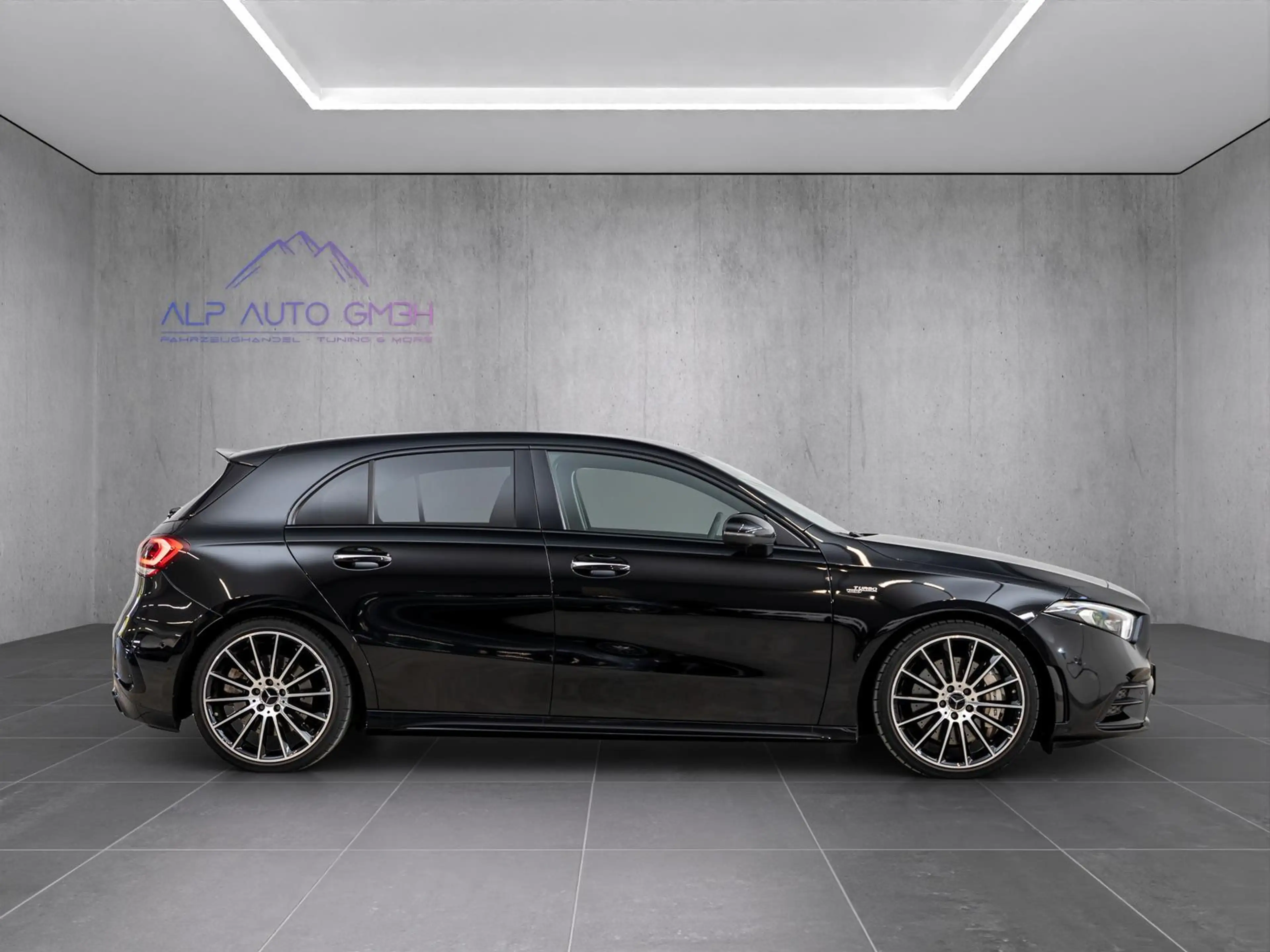 Mercedes-Benz A 35 AMG /NIGHT/MULTIBEAM/360°/BURM./DAB/AMBIENTE — photo 8