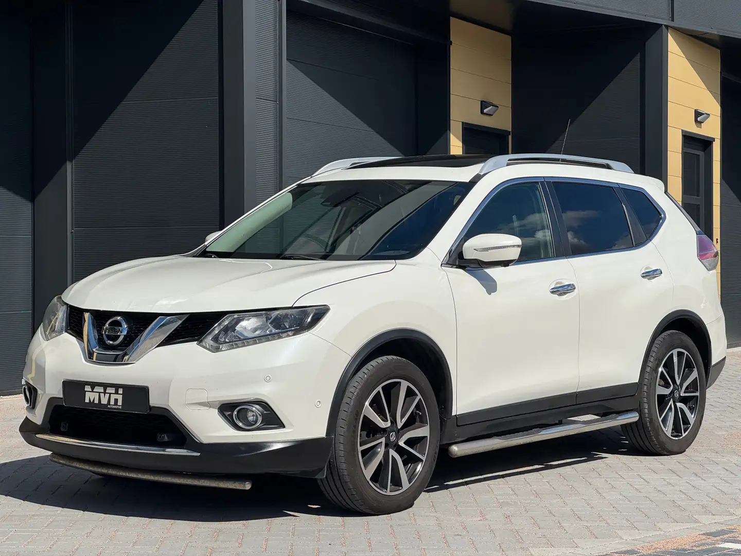 Nissan X-Trail 1.6 DIG-T Tekna - Pano - Trekhaak - 360 Camera - L Blanc - 2
