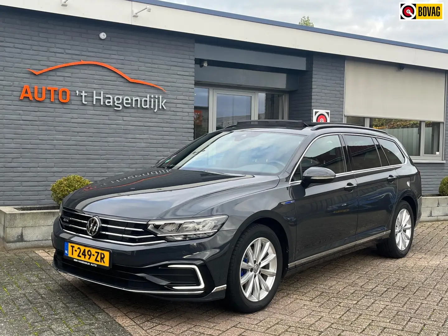 Volkswagen Passat Variant 1.4 TSI PHEV GTE virtual pano trekh TOPSTAAT Grijs - 1