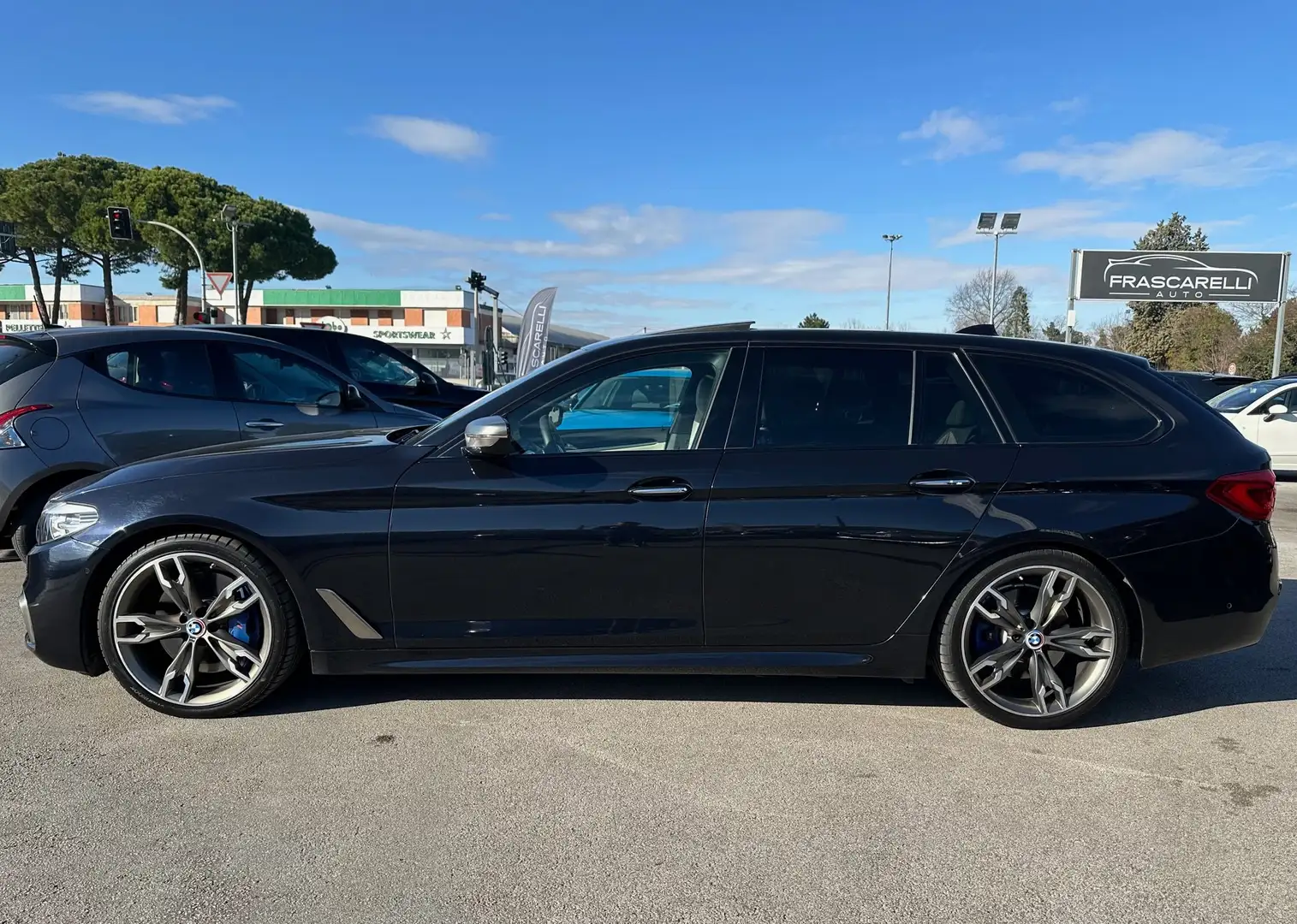 BMW 550 Serie 5   xDrive Touring /TETTO/4 STERZ//STRAFULL Blu/Azzurro - 2