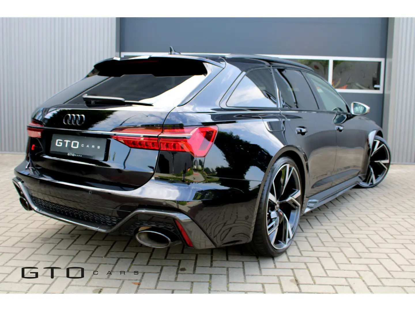Audi A6 Avant RS6 TFSI Quattro Audi Exclusive/Dynamic/Carb Zwart - 2