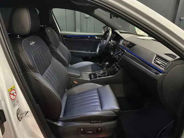 Skoda Superb view 10