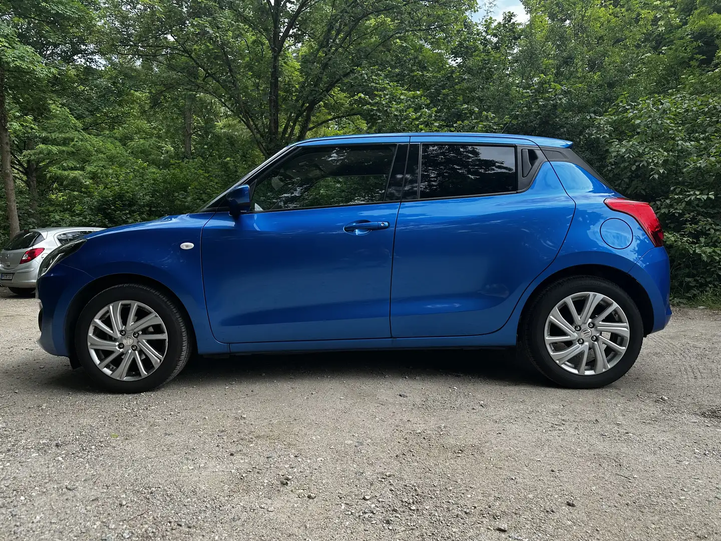 Suzuki Swift 1.2 Hybrid Comfort inkl. Wartungspaket bis 2029! Blau - 2