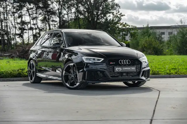 Audi RS3 RS SEAT*PANO*LED*QUATTRO*