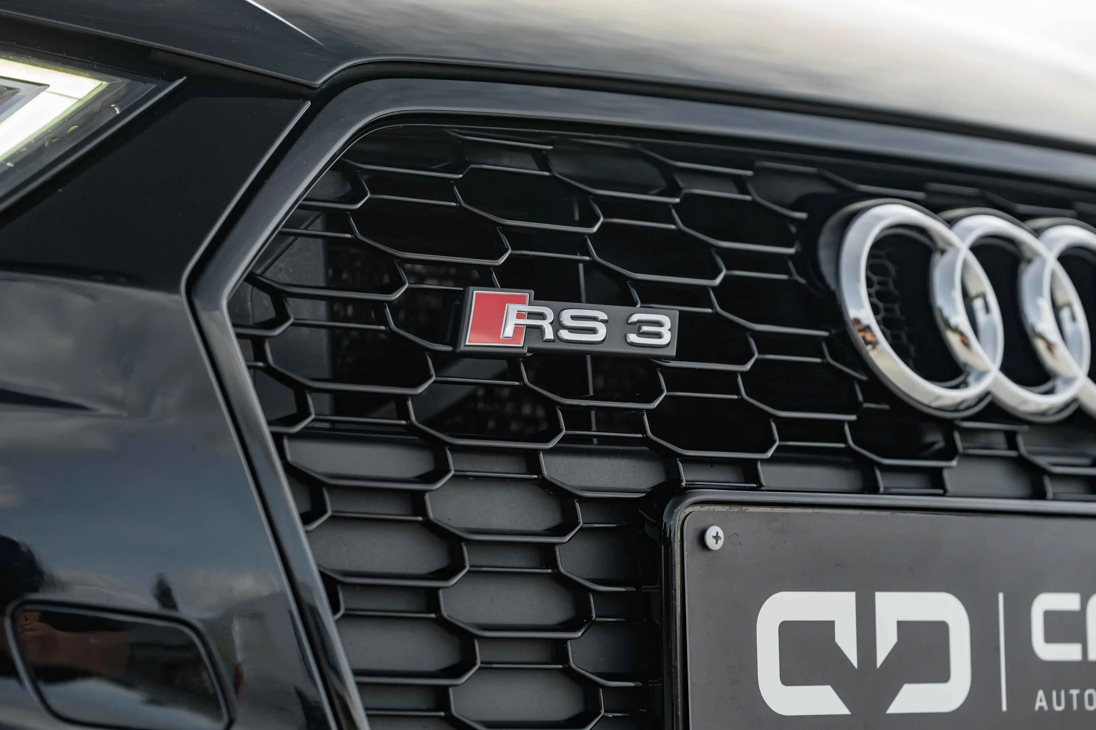 Audi RS3 RS SEAT*PANO*LED*QUATTRO* — photo 3