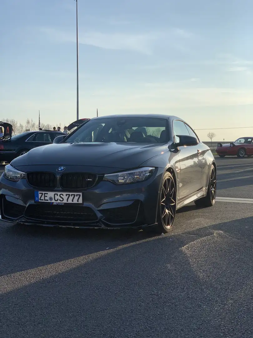 BMW M4 M4 F82 - 2