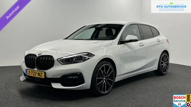 BMW 118 1-serie 118i Essential High Executve ECC LM CRUISE