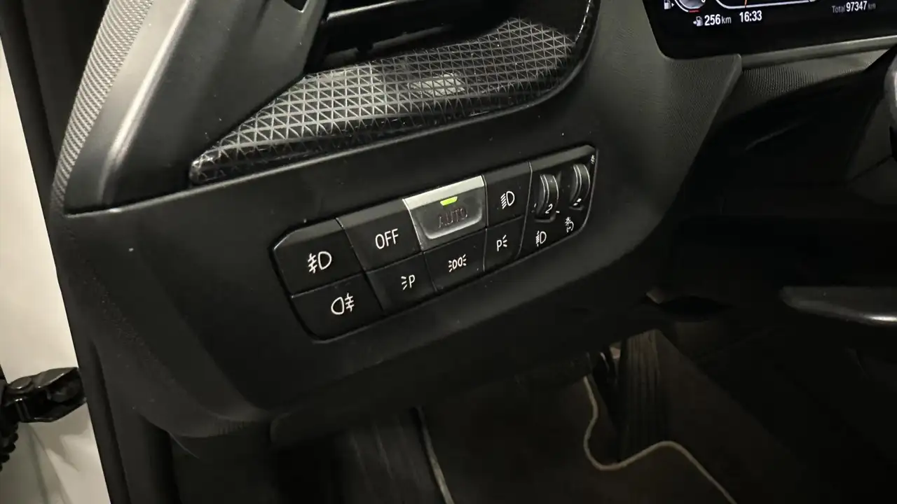 BMW 118 1-serie 118i Essential High Executve ECC LM CRUISE, миниатюра 16
