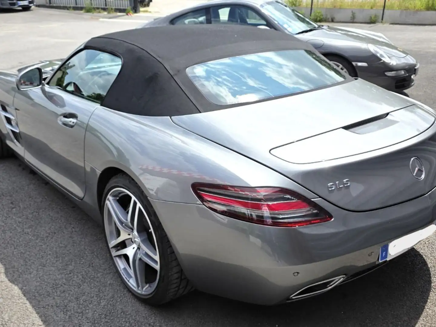 Mercedes-Benz SLS 63 V8 571cv Grigio - 2