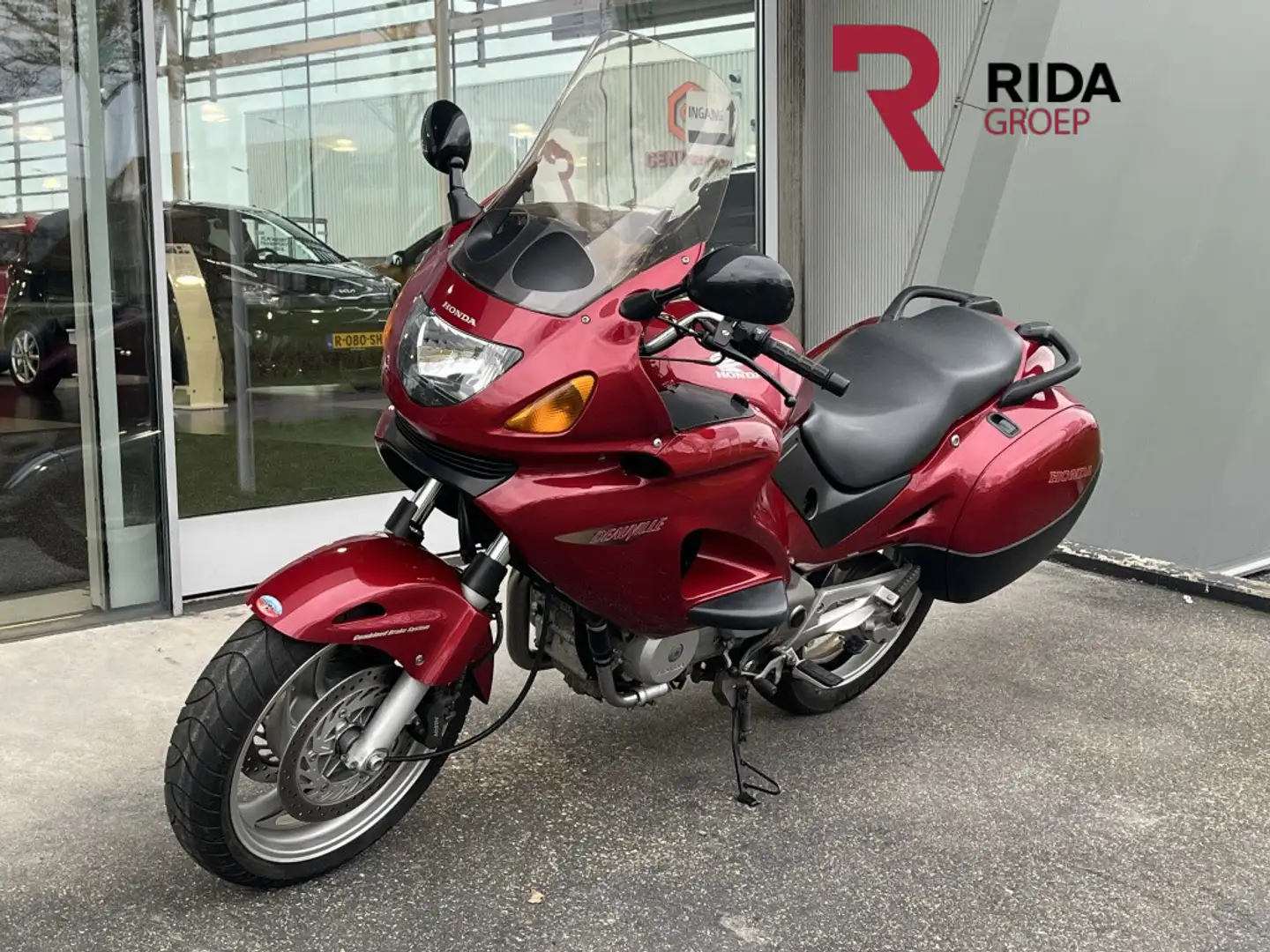 Honda NT 650 Tour Deauville Rouge - 1