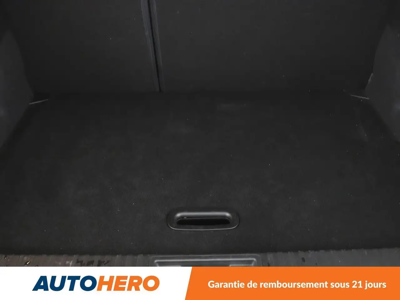 Renault Captur — photo 17