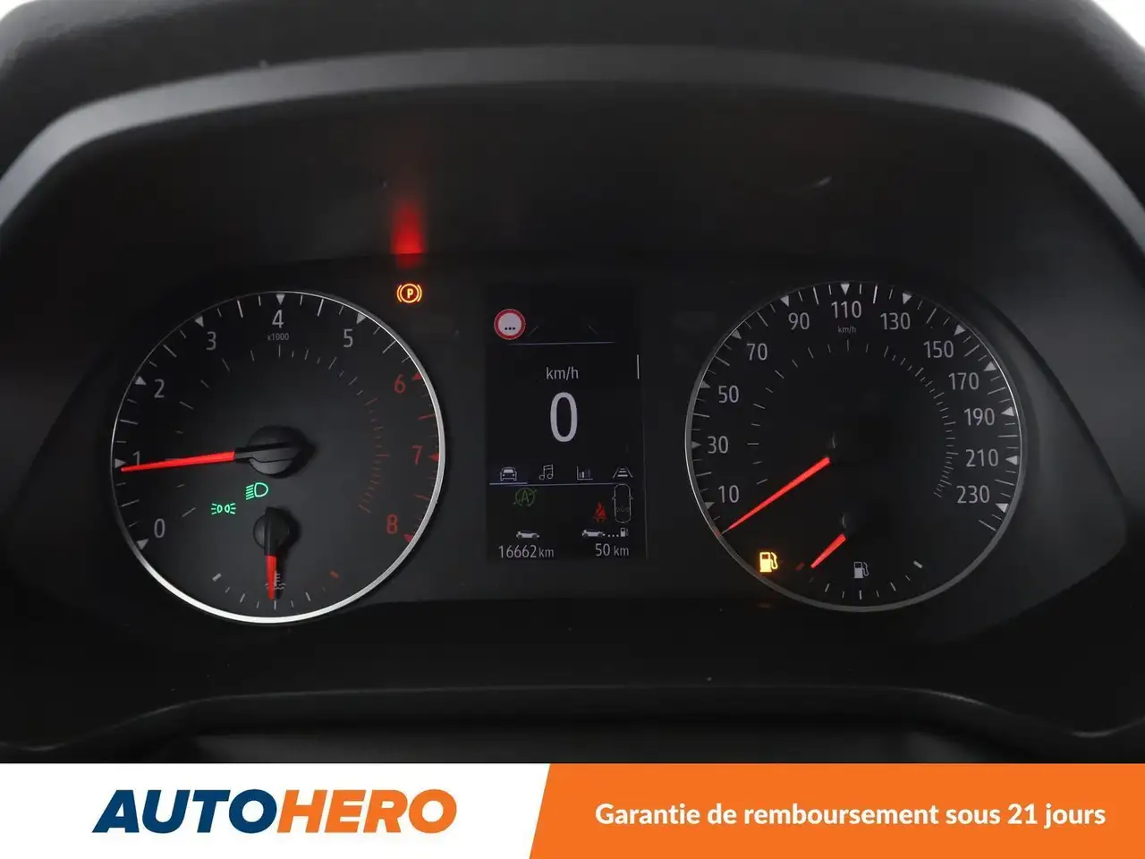 Renault Captur — photo 20