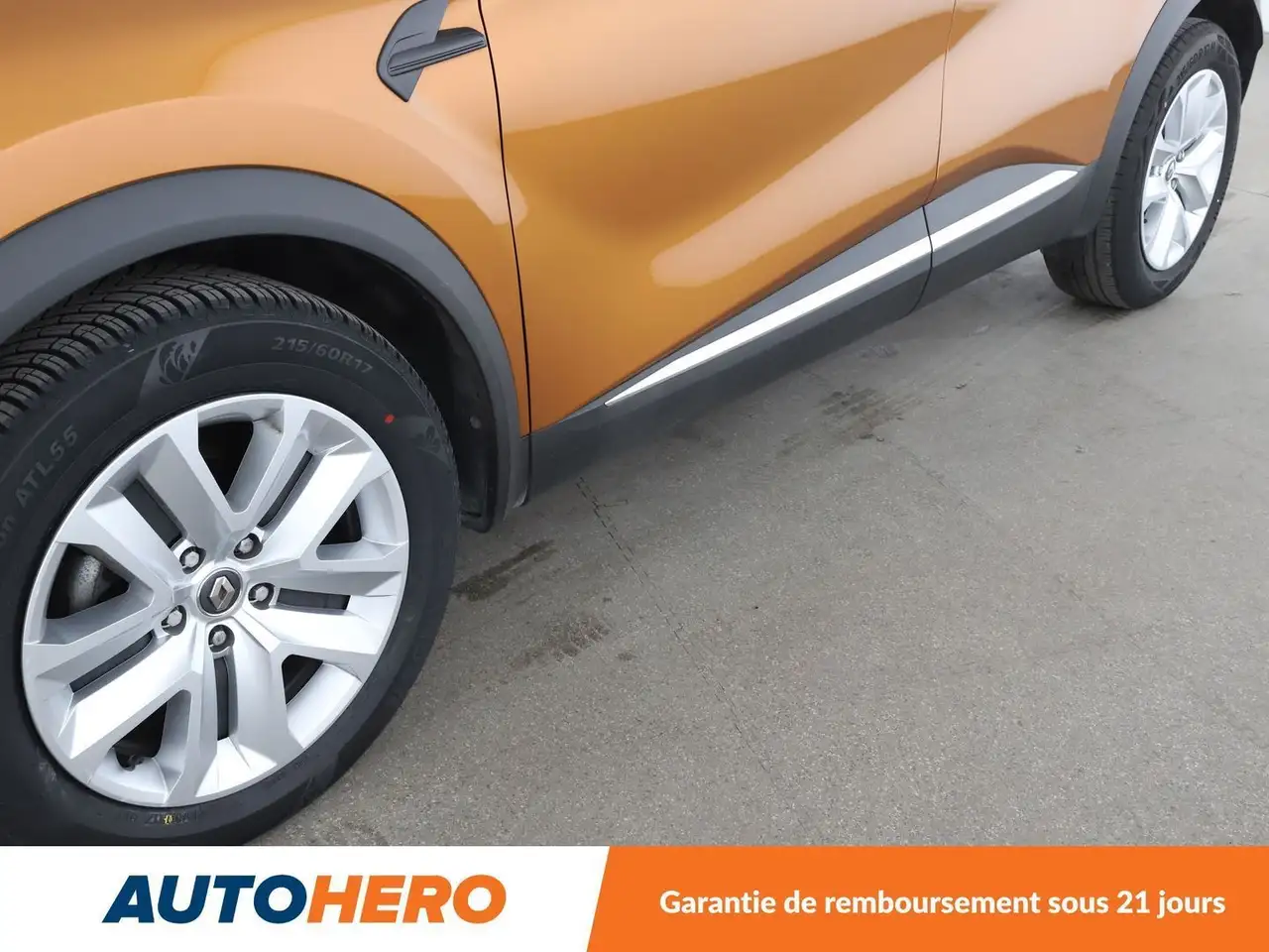 Renault Captur — photo 31
