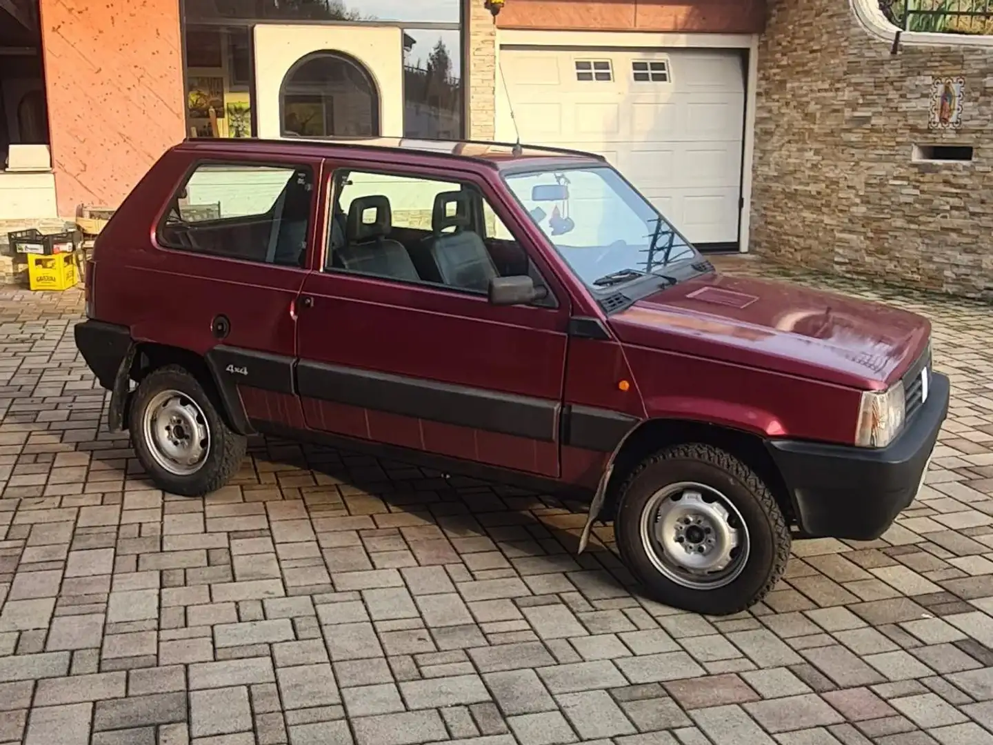 Fiat Panda Panda 1.0 Trekking 4x4 Rosso - 2