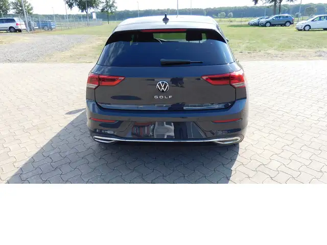 Volkswagen Golf view 4