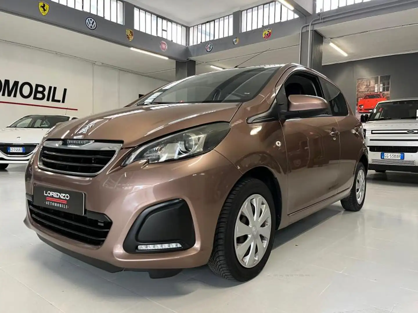 Peugeot 108 108 3p 1.0 12v Active Marrone - 1