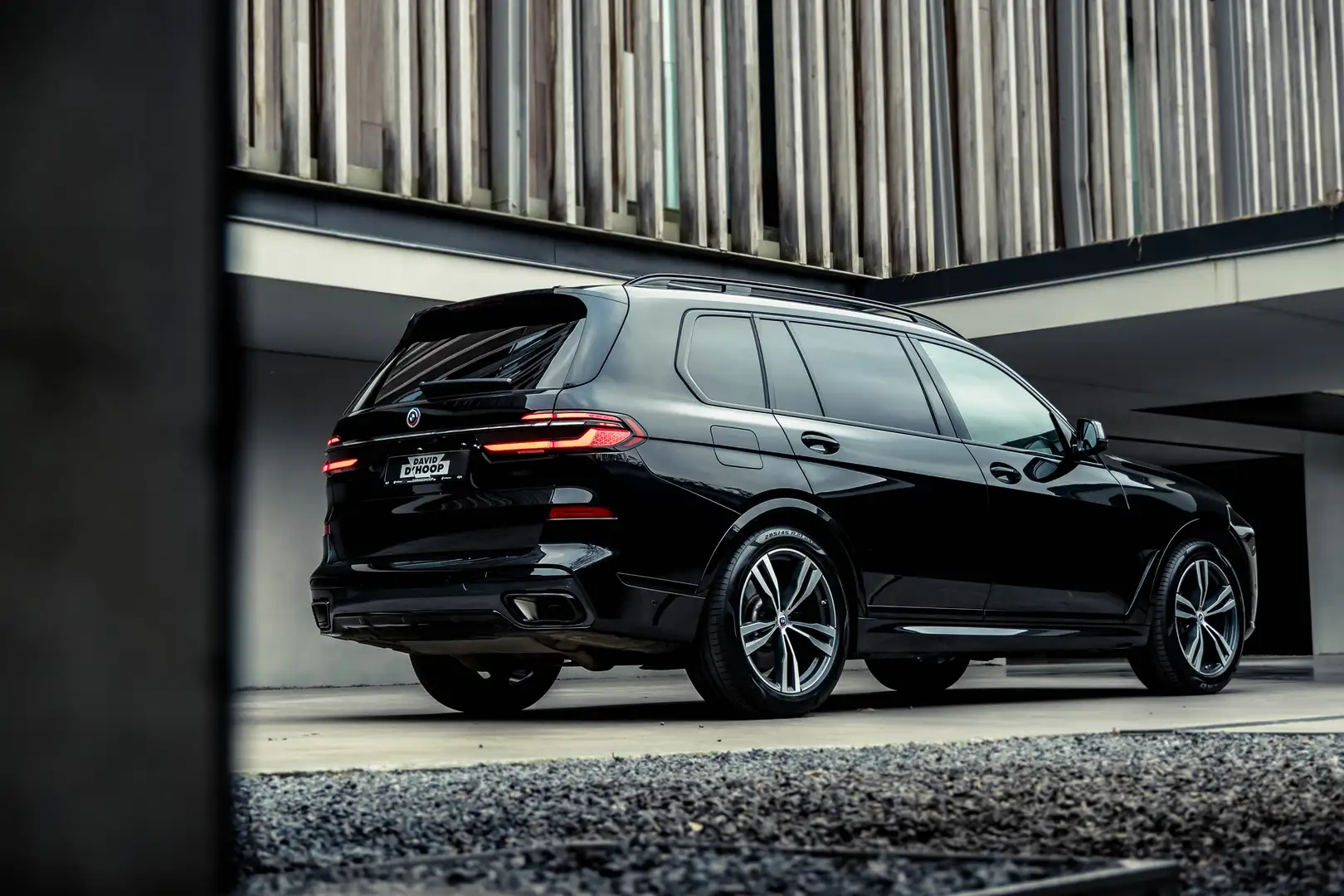 BMW X7 40d | M SPORT | MASSAGE | SKYLOUNGE | 7PL | FULL Noir - 2