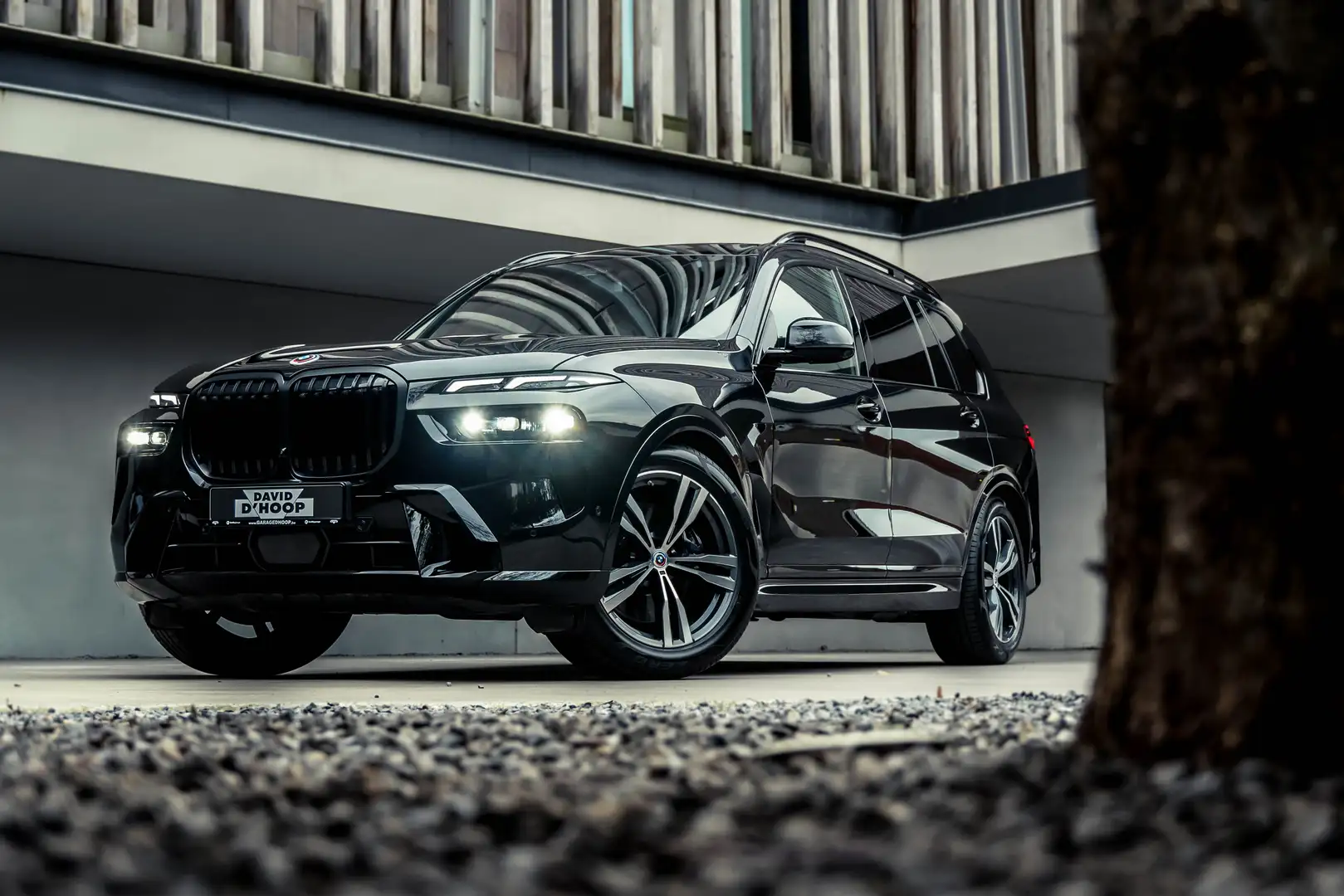 BMW X7 40d | M SPORT | MASSAGE | SKYLOUNGE | 7PL | FULL Noir - 1