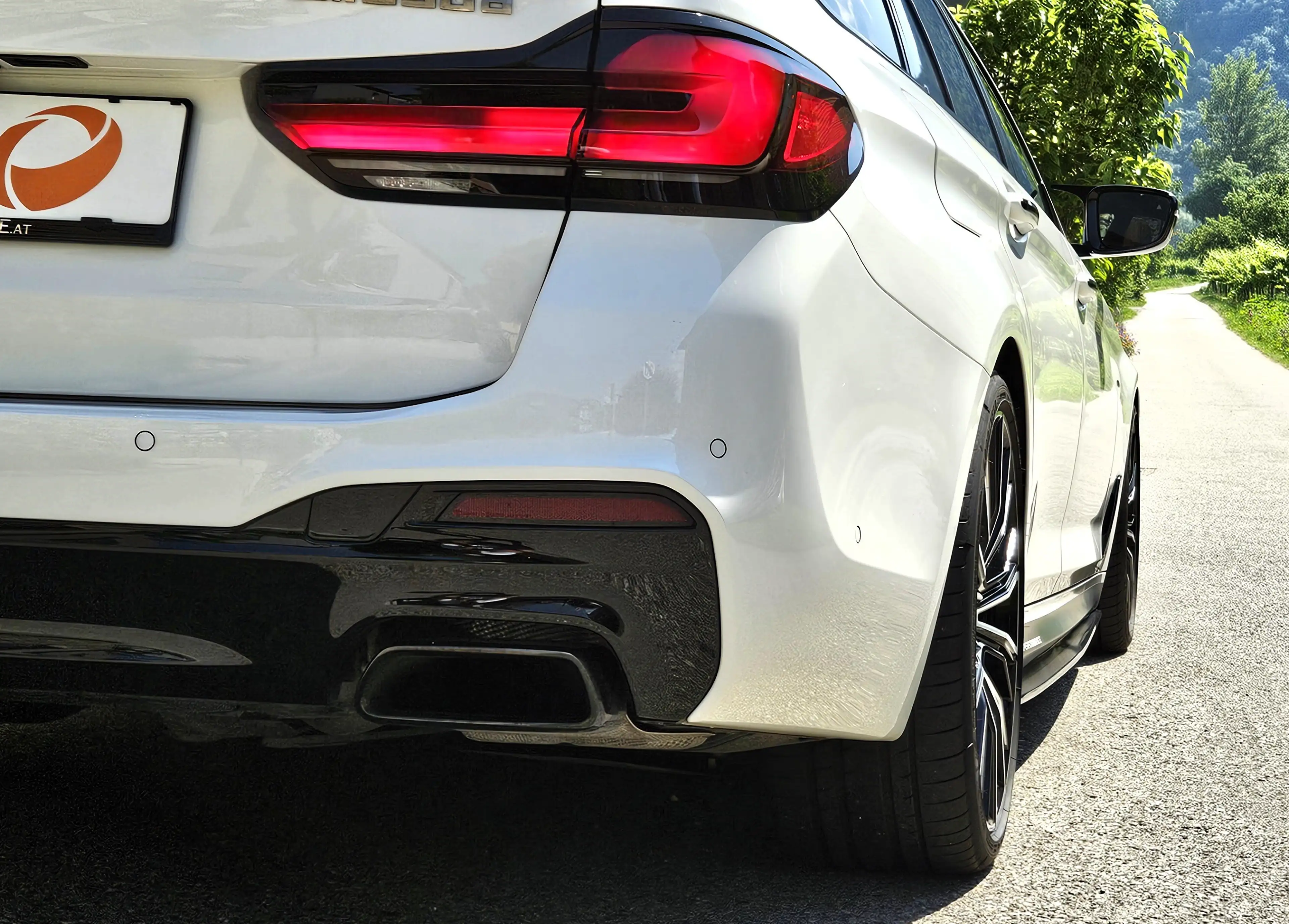 BMW 550 d xDrive*PANO*B&W*Massage*TV*NP: 138.000** — photo 13