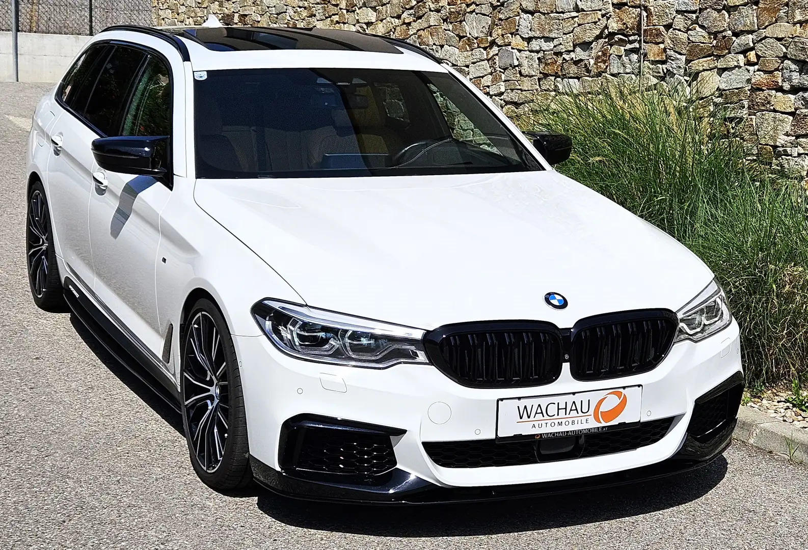 BMW 550 #####RESERVIERT##### d xDrive*PANO*B&W*Massage* Weiß - 2