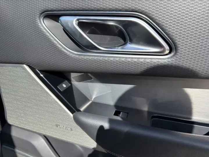 Land Rover Range Rover Velar 2018, foto 20