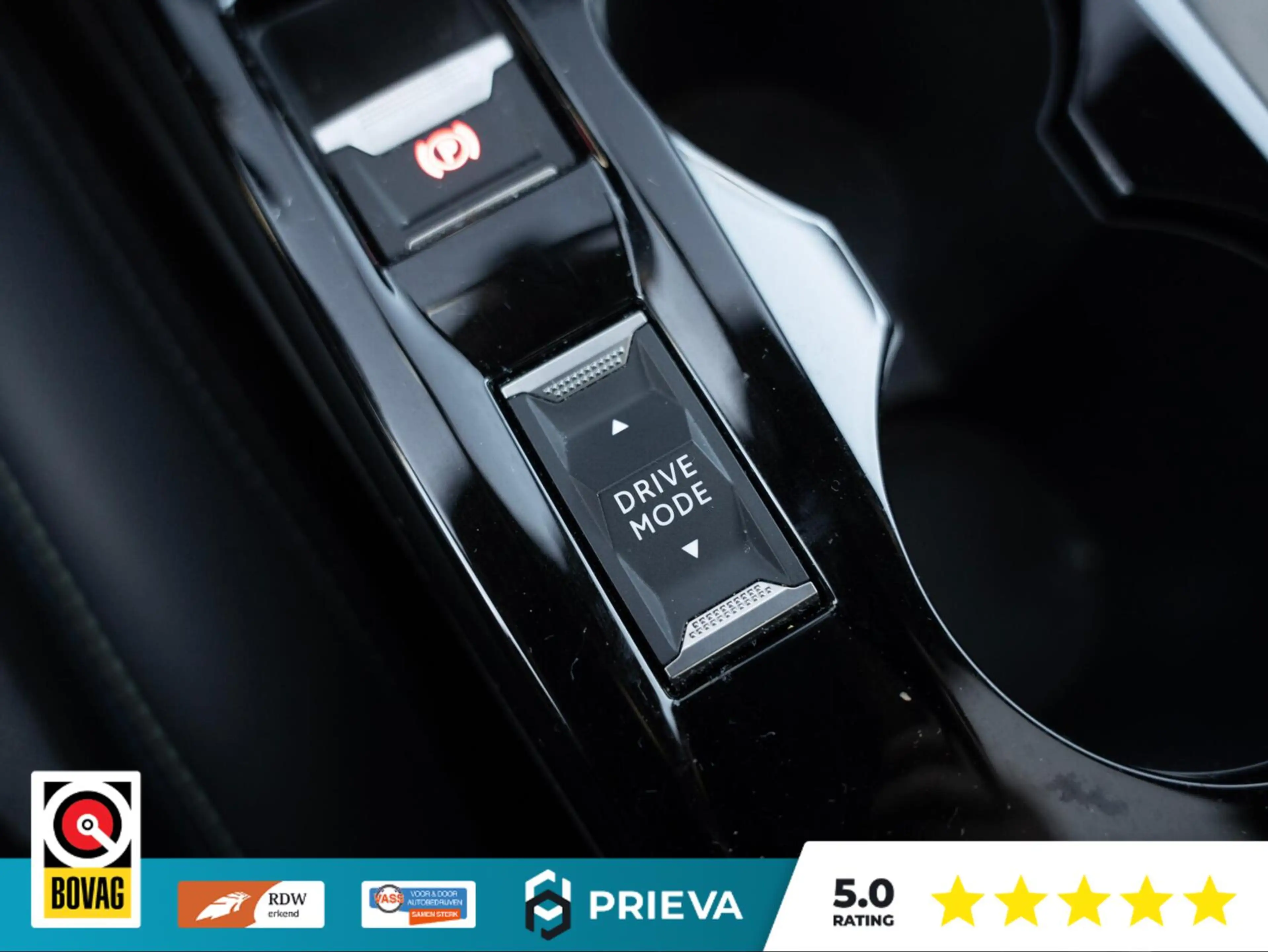 Peugeot e-208 EV GT PANO 350 50 kWh — photo 39